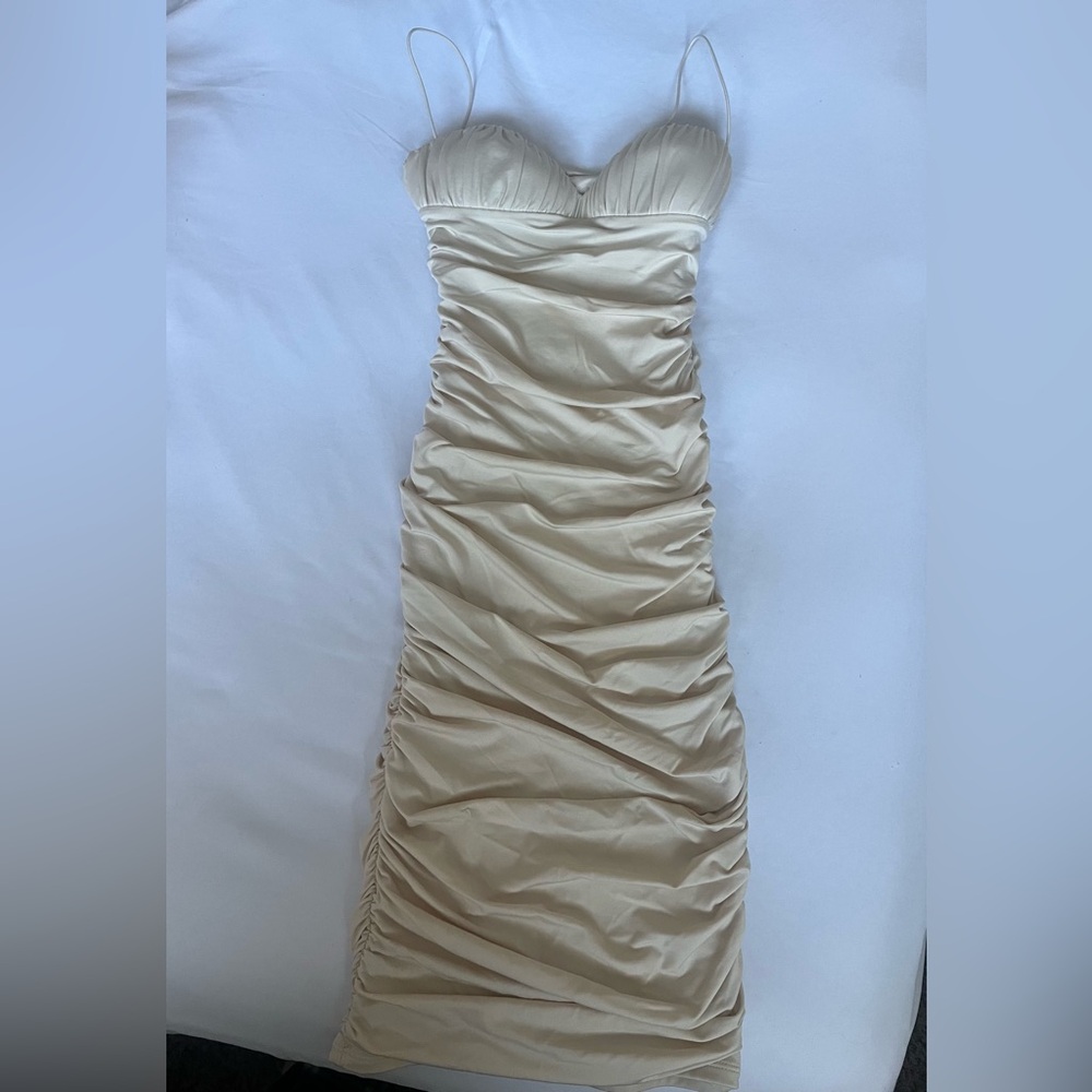 Oh Polly. Scrunched, ivory dress. Size 0. Worn once! Great quality.
